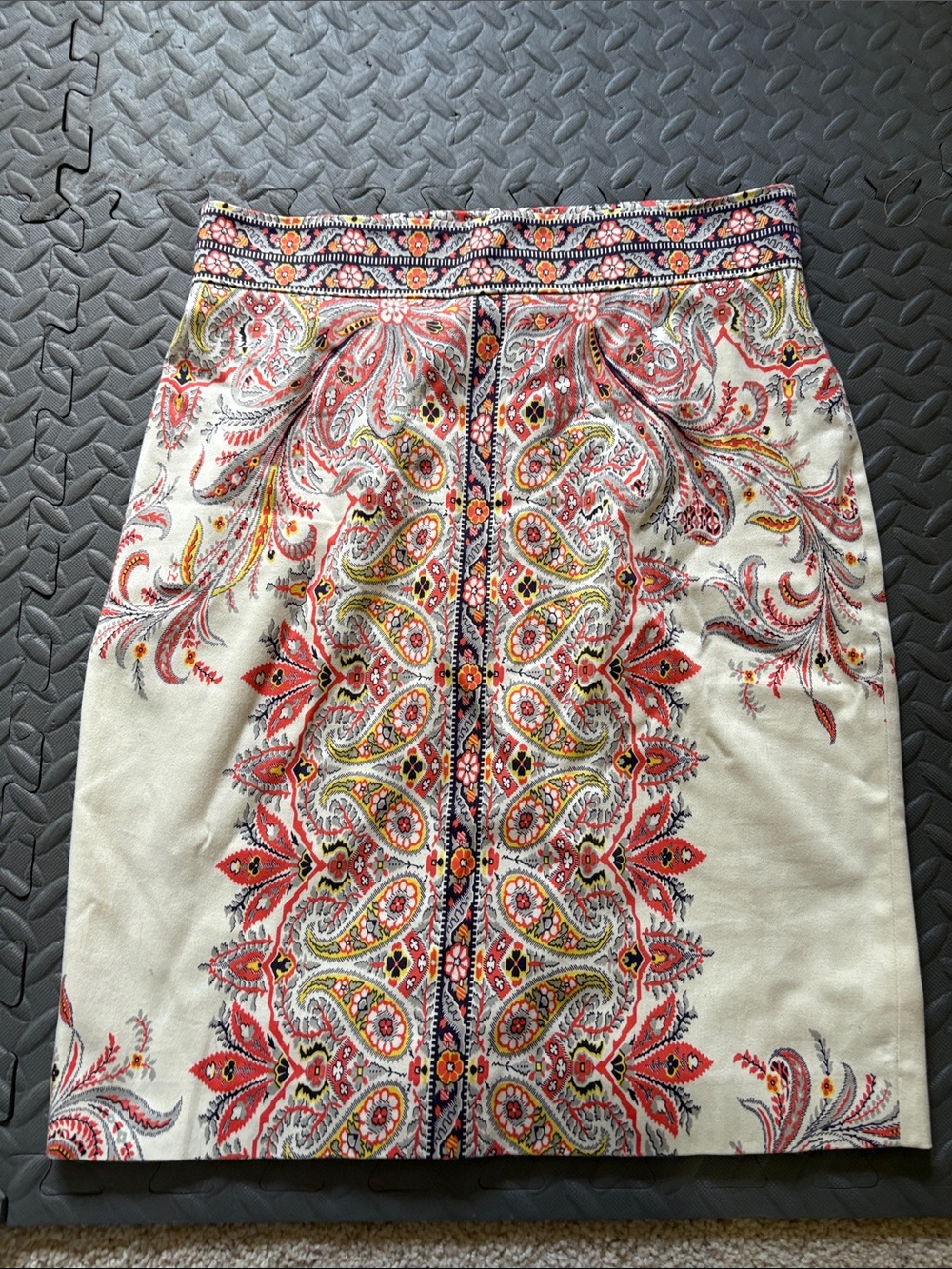 ANTONIO MELANI Cream Pencil Skirt with Coral & Yellow Paisley